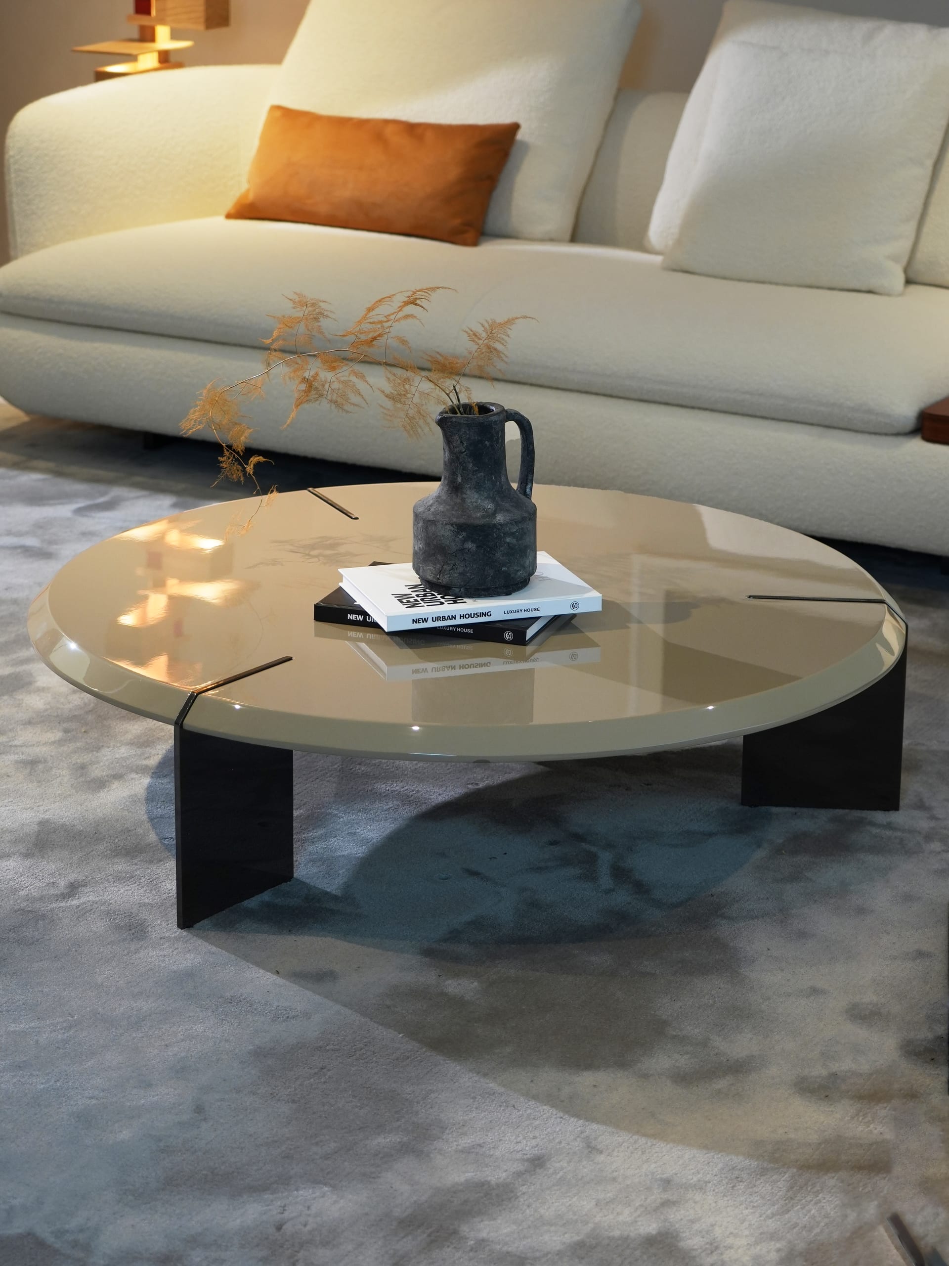 Vivian Sofa detail 7